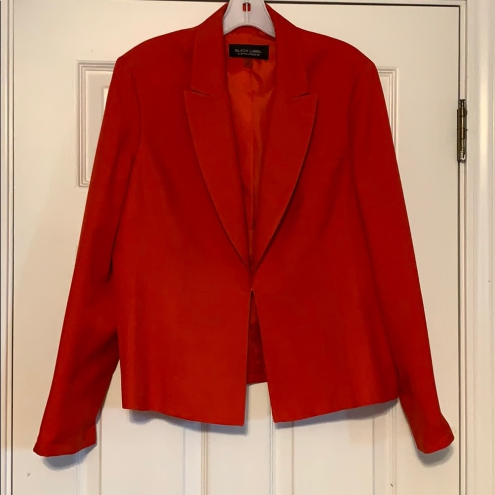 Beautiful bold jacket (Black Label by Evan Picone)